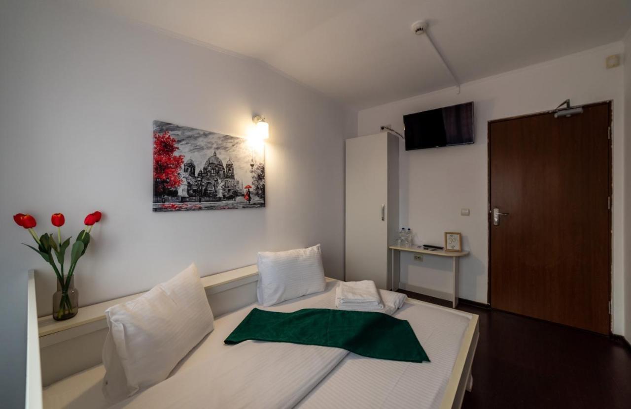 Escala Rooms Ghimbav Exterior foto