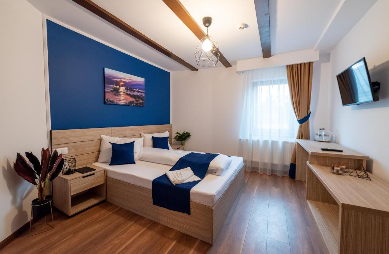 Escala Rooms Ghimbav Exterior foto